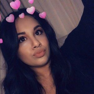 Meet your Posher, Jenny